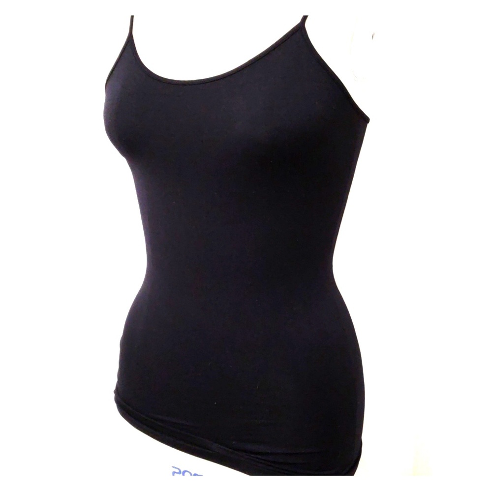SOLD - Seamless layer tank black scoop neck